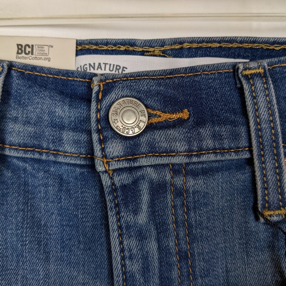 Levi's High Rise Shortie Denim Blue Jean Shorts Distressed Cut Off Juniors Sz 7 - Picture 3 of 9